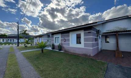 Casa comercial à venda na Avenida Paulo Roberto Vidal, 2490, São Sebastião, Palhoça