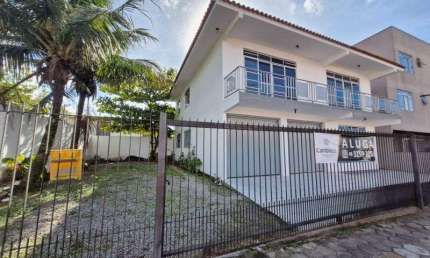 Casa com 4 quartos para alugar na Rua Elias Merise, 70, Roçado, São José