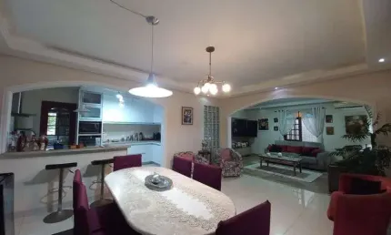 Casa com 5 quartos à venda na Rua Mar Del Plata, 970, Barreiros, São José