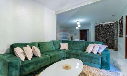 Sítio com 4.667m², piscina, redário e casa reformada