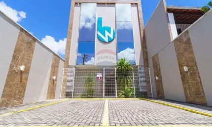 Prédio Comercial Estratégico no Bairro José Bonifácio: 11 Salas com Fácil Acesso ao Centro e Principais Vias de Fortaleza'