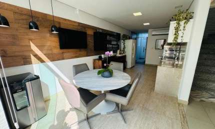 Casa em condomínio fechado com 4 quartos à venda na Rua Francisco Nascimento, 2, Copacabana, Belo Horizonte por R$ 1.190.000