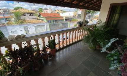 Casa com 4 quartos à venda na Expedicionários, 1720, Novo Progresso, Contagem por R$ 950.000