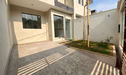 Casa com 3 quartos à venda na Rua Virgílio de Melo Franco, 2, Santa Amélia, Belo Horizonte por R$ 640.000