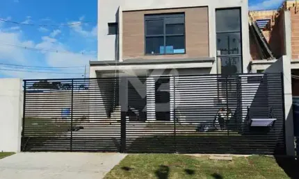 Apartamento Alto Padrão Belíssimos Sobrados 3 quartos em Araucária