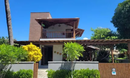 CASA MODERNA 3 QUARTOS PISCINA CHURRASQUEIRA VARANDA MOBILIADA À VENDA BARRA DO JACUÍPE!