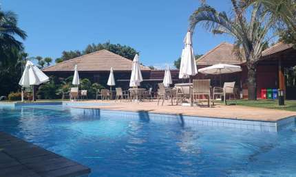 CASA CONDOMÍNIO 2 SUÍTES PISCINA GARAGENS À VENDA NA PRAIA DO FORTE MATA DE SÃO JOÃO BAHIA