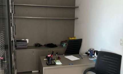 Sala comercial para alugar na Avenida Tancredo Neves, 100, Caminho das Árvores, Salvador