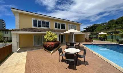 CASA 4 QUARTOS 2 SUÍTES VARANDA PISCINA QUIOSQUE À VENDA EM PATAMARES!