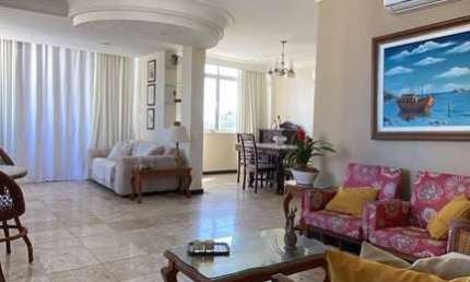 APARTAMENTO VISTA MAR 3 QUARTOS SUÍTE VARANDA 1 GARAGEM COBERTA À VENDA NA BARRA!