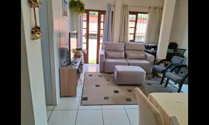 Ótima casa de 2qts ,  mobiliada , com grande quintal - Ingleses - Florianópolis