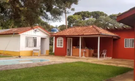 Chácara formada, próxima da fábrica da WV, em São José dos Pinhaiscom campo de futebol e piscina!