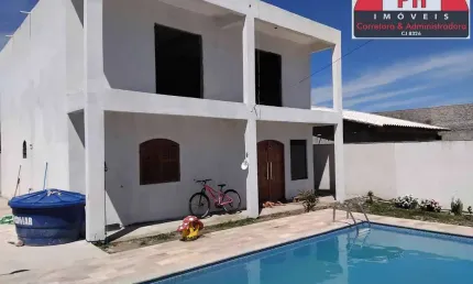 LINDA CASA com Piscina a venda no Condomínio Sol Caliente