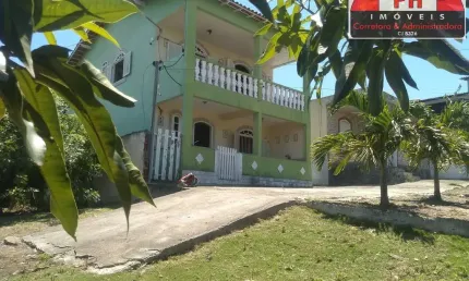 Vendo 3 casas, em três terrenos , oportunidade única!