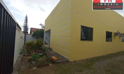 Ampla casa a 5 min da praia do sudoeste com 3 quartos e área gourmet!