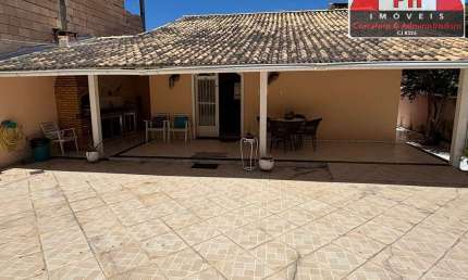 Casa a venda no Porto da Aldeia com 144m² de área construída