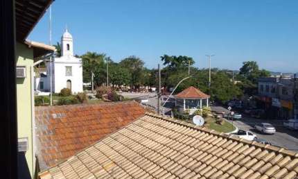 Aconchegante e privilegiado , apartamento de 02 Qtos com  suite no centro.