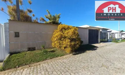 Ampla casa  3 qtos com piscina para locação no solar dos cantarinos