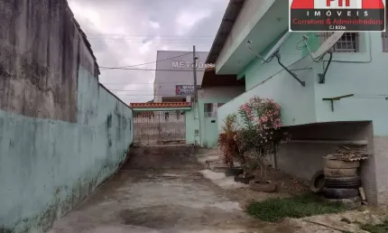 Terreno com uma casa e duas quitinetes anexo - venda