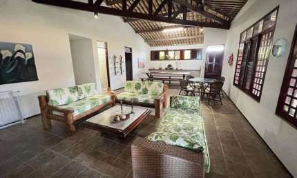 CASA MOBILIADA 500M² COM 6 SUITES em Praia das Fontes - Beberibe - CE