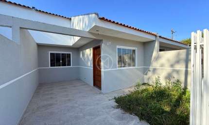 Casa à venda no bairro Costeira - São José dos Pinhais/PR