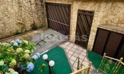 Casa com 3 quartos à venda na Rua Eponina, 319, Vila Carrão, São Paulo