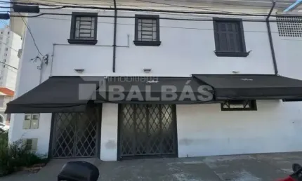 Casa com 3 quartos para alugar na Rua Xavier de Almeida, 427, Ipiranga, São Paulo
