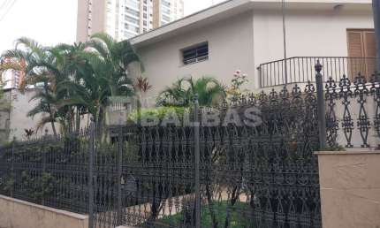 SOBRADO COM PISCINA 3 DORMITÓRIOS - VILA REGENTE FEIJÓ
