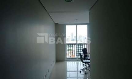 SALA COMERCIAL - EXCELENTE LOCALIZAÇÃO - PRAÇA SILVIO ROMERO