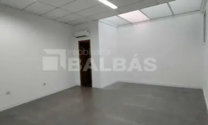 Sala comercial com 1 sala para alugar na Rua Padre Adelino, 1882, Quarta Parada, São Paulo