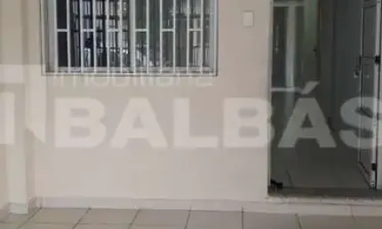SOBRADO - VILA REGENTE FEIJÓ - EXCELENTE LOCALIZAÇÃO