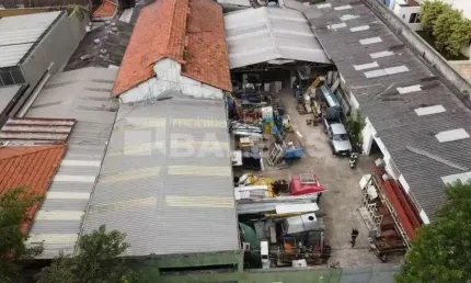 Barracão / Galpão / Depósito à venda na Rua Olímpio Portugal, 119, Mooca, São Paulo