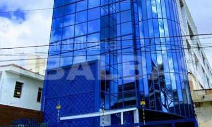PRÉDIO COMERCIAL COMPLETO! Localização estratégica, ideal para empresas, clínicas, escolas ou ce
