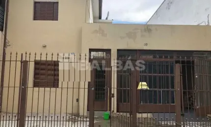 Casa térrea -  uma quadra da avenida rio das pedras