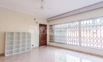 Sobrado esquina - ideal para comércio - a 300 metros do metrô carrão
