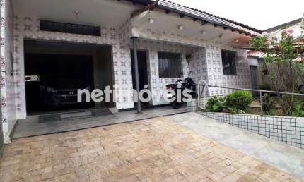 Casa com 4 quartos à venda na Rua Flamboyant, Eldorado, Contagem