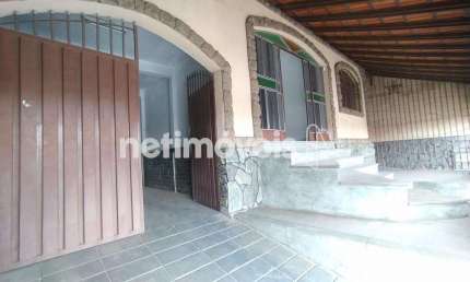 Casa com 3 quartos à venda no Industrial, Contagem 