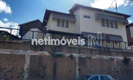 Casa com 5 quartos à venda na Rua Doutor Francisco Sales, Centro, Contagem