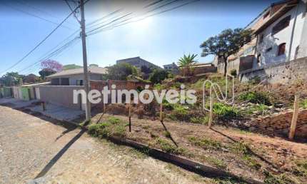 Terreno comercial à venda na Rua Caviúna, Colonial, Contagem