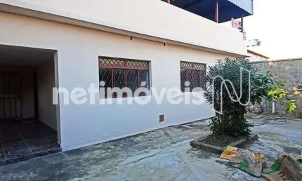 Casa com 3 quartos à venda no Santo Antônio, Contagem 