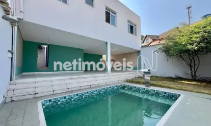 Casa com 3 quartos à venda na Rua Abdala Fábio Couri, Camargos, Belo Horizonte