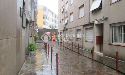 Apartamento com 3 quartos à venda na Avenida Bento Gonçalves, 130, Partenon, Porto Alegre, 87 m2 por R$ 300.000