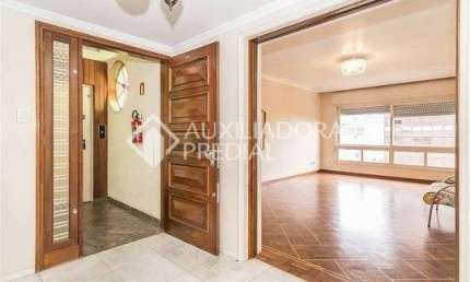 Apartamento com 4 quartos à venda na Rua Mucio Teixeira, 880, Menino Deus, Porto Alegre, 214 m2 por R$ 1.300.000
