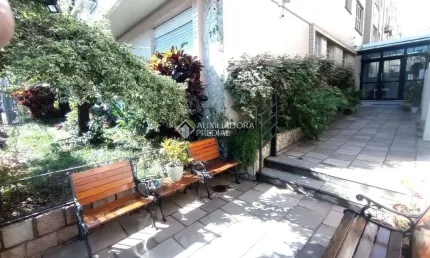 Apartamento com 1 quarto à venda na rua santo antônio, 782, independência, porto alegre, 32 m2 por r$ 398.000