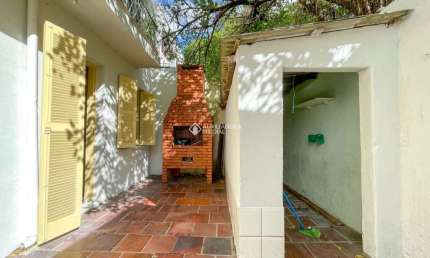Apartamento com 3 quartos à venda na Rua Felipe Camarão, 553, Rio Branco, Porto Alegre, 116 m2 por R$ 410.000