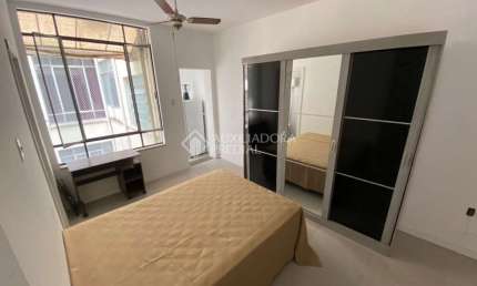 Apartamento com 1 quarto à venda na Rua Santo Antônio, 746, Floresta, Porto Alegre, 29 m2 por R$ 180.000