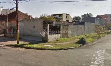 Terreno em condomínio fechado à venda na Rua Machado de Assis, 344, Partenon, Porto Alegre, 304 m2 por R$ 520.000
