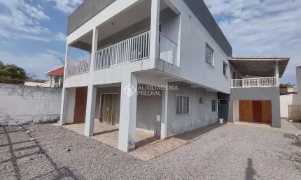 Casa com 5 quartos à venda na Rua Amélia Ursolina Ramos, 49, Pinheira, Palhoça, 370 m2 por R$ 1.270.000
