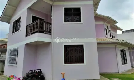 Casa com 5 quartos à venda na Gênova, 23, Pagani, Palhoça, 321 m2 por R$ 1.800.000