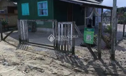 Casa com 2 quartos à venda na Zilda Althoff Broering, 2, Passagem de Maciambú (Ens Brito), Palhoça, 78 m2 por R$ 212.000